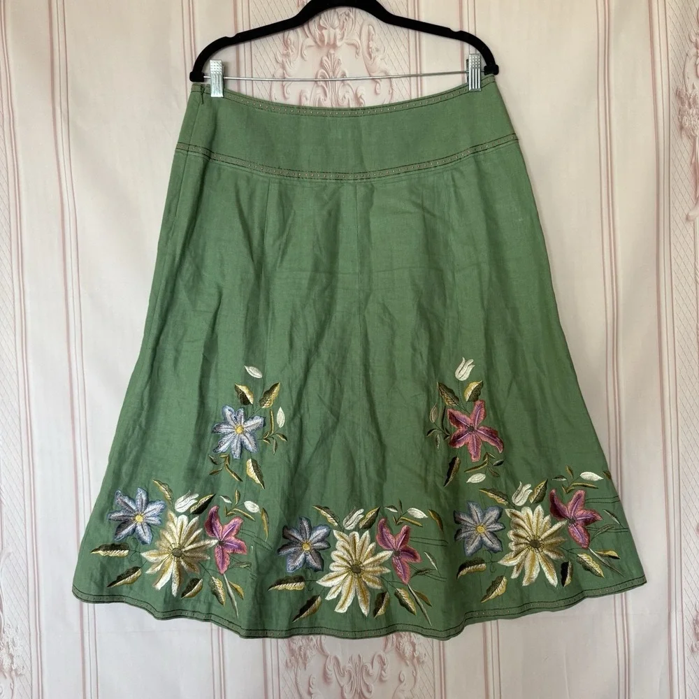 Donna Karen DKNY 100% Linen Embroidered Flowy Green Skirt Women's Size 10 Boho